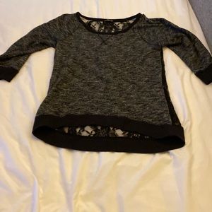 Laced back long sleeve shirt!